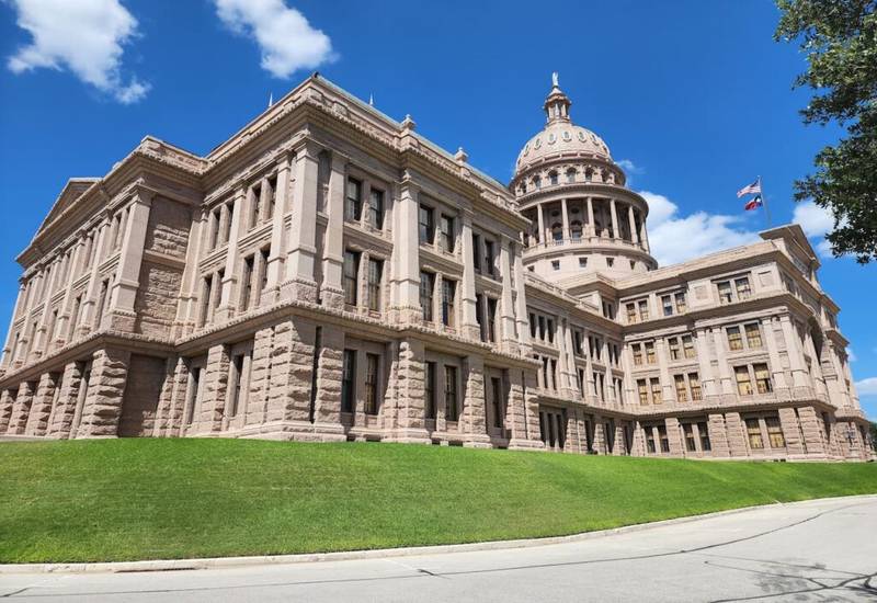 Thumbnail-For- Texas Capitol -By-Homeva